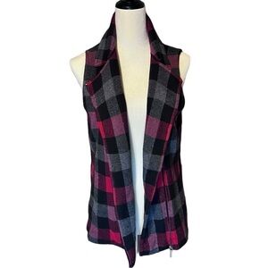 Chaps Medium women’s vest black and red buffalo plaid zip up